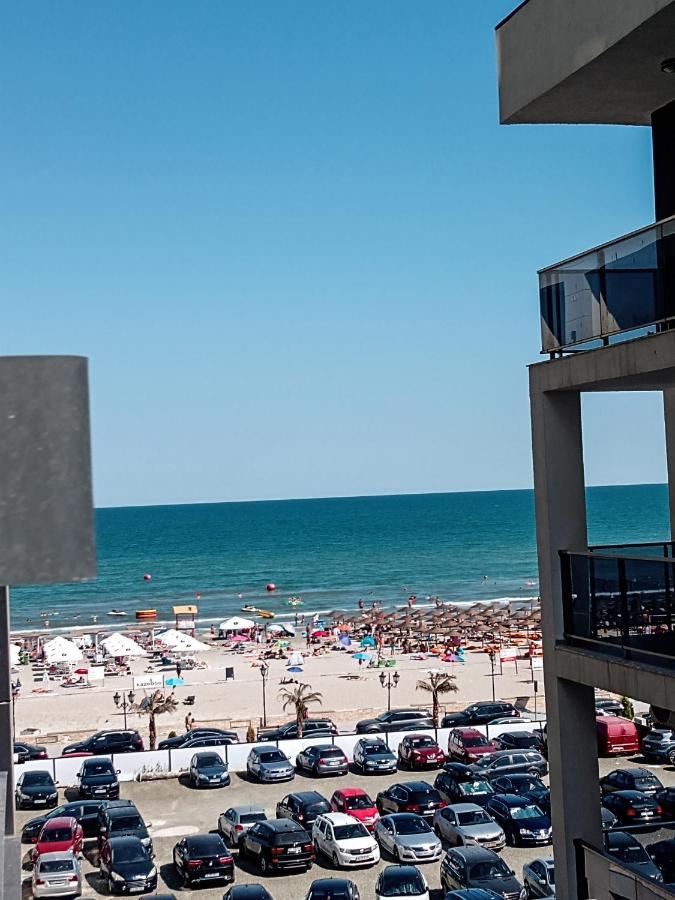 Ric Apartament Năvodari Екстериор снимка
